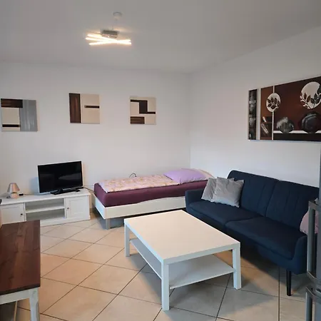 아파트 Contractor's With Balcony, Barbecue, And Parking Space *